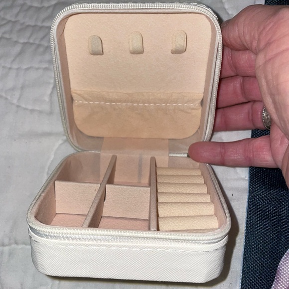 Taylor Swift 1-18”X18” pillow case 1- Small zip up jewelry box &5 TS Bracelets. - Picture 4 of 5